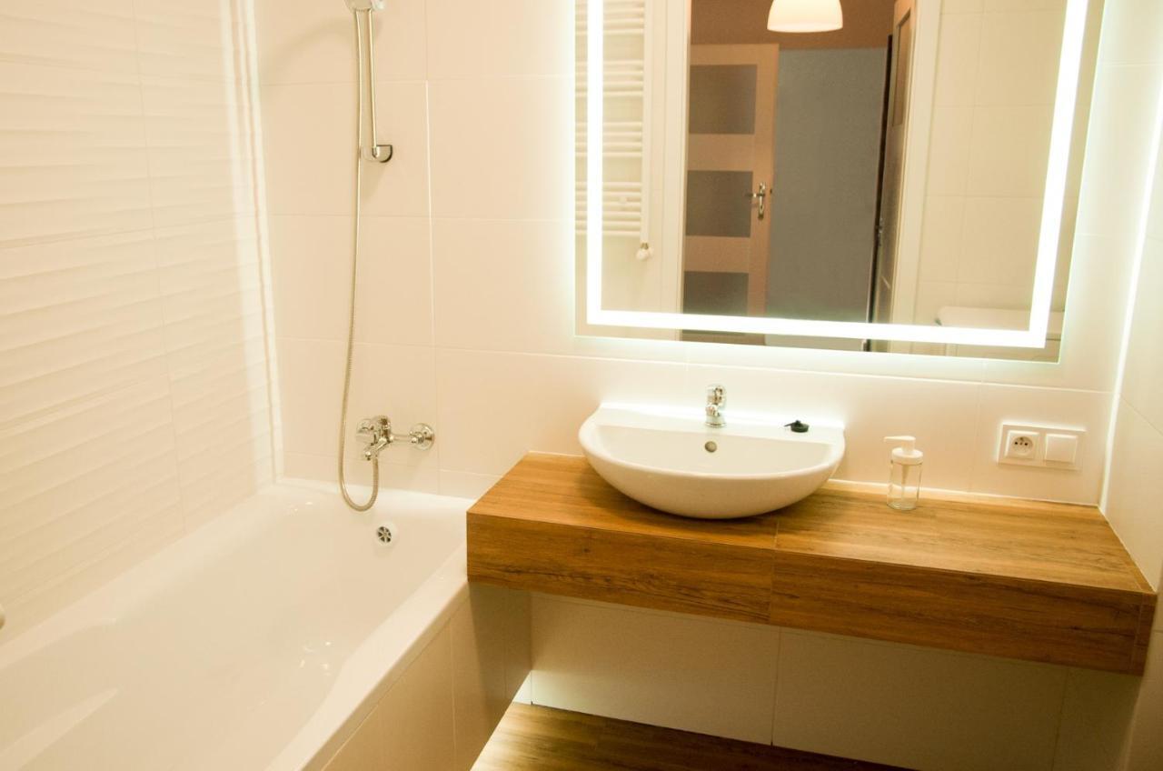 Apartament Rosso Łódź Esterno foto